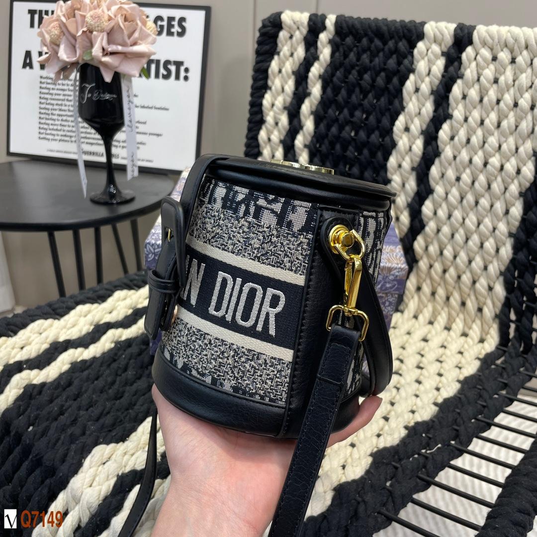 Replica Dior Bag 17*15CM