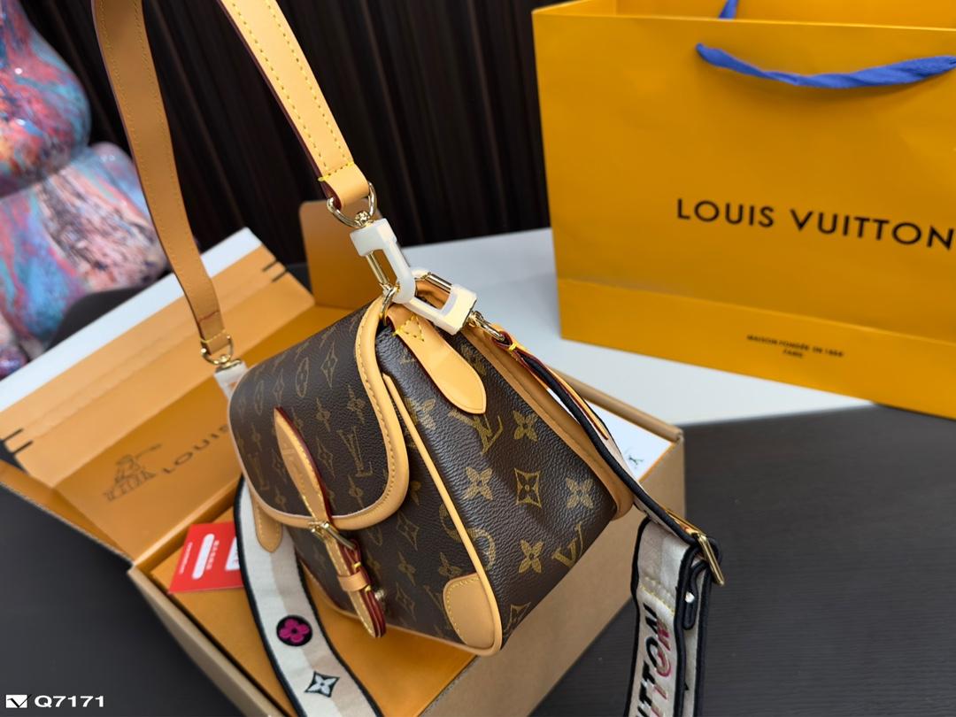 Replica Louis Vuitton Bag 24*15CM