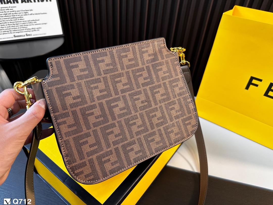 Replica Fendi Bag 24*19CM
