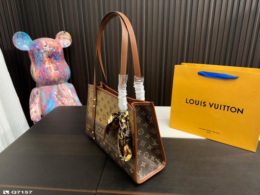Replica Louis Vuitton Bag 32*22CM