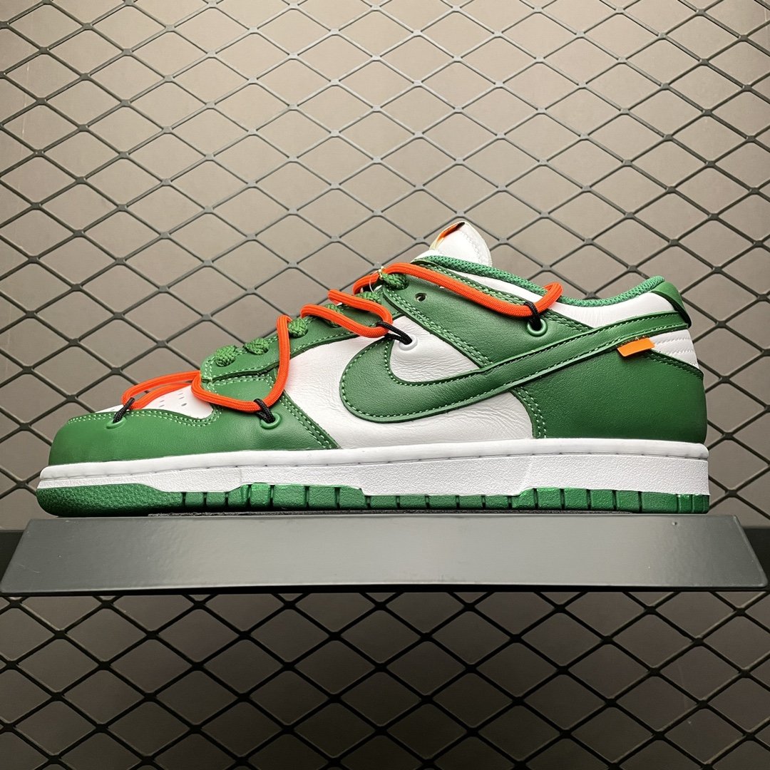 Replica OFF White Shoe Off-White x Futura x Nike SB Dunk CT0856-100 36-47