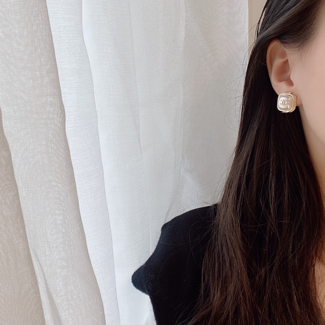 Replica CHANEL Earring