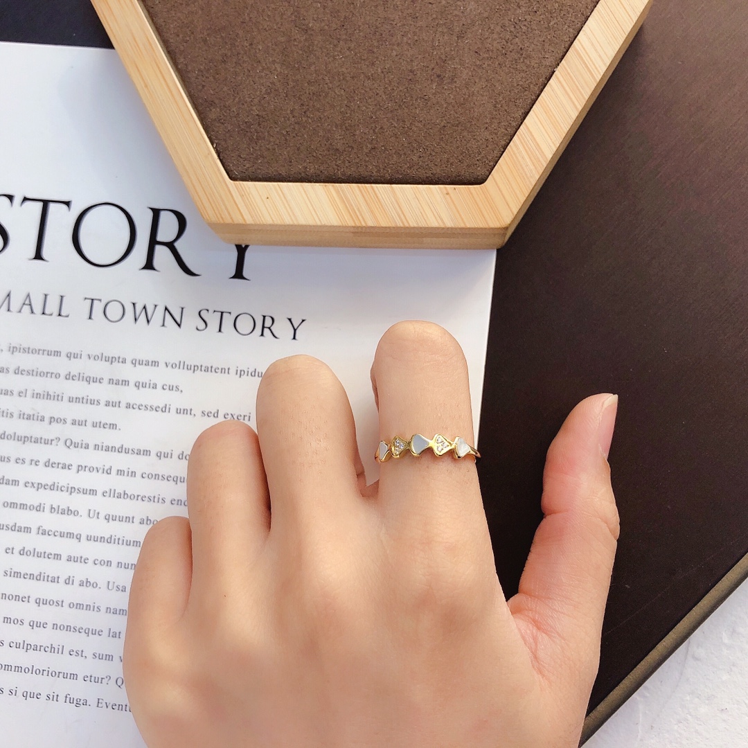 Replica BVLGARI Ring