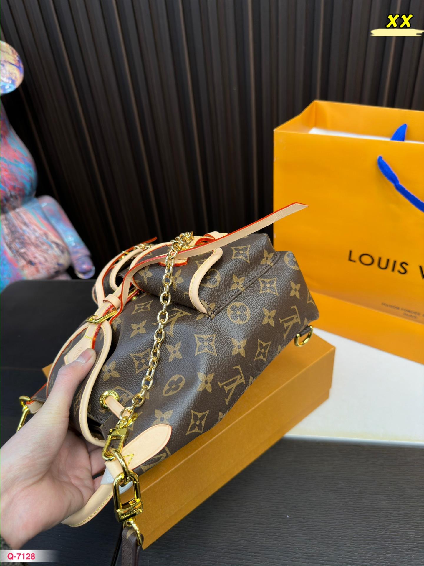 Replica Louis Vuitton Bag 24*22CM