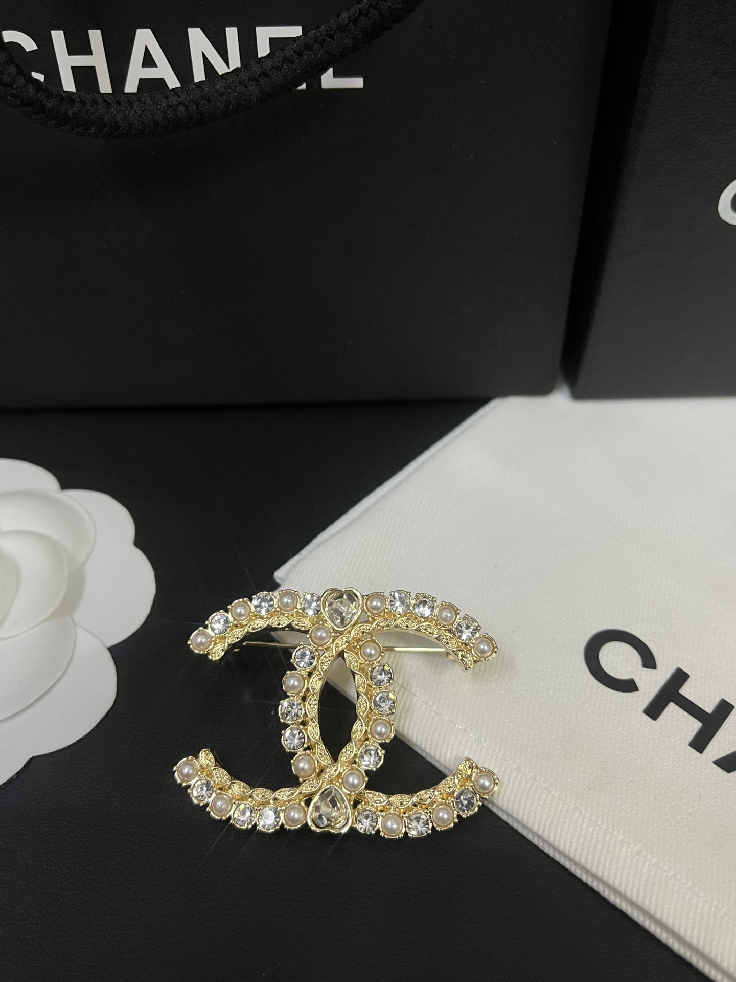 Replica CHANEL Brooch