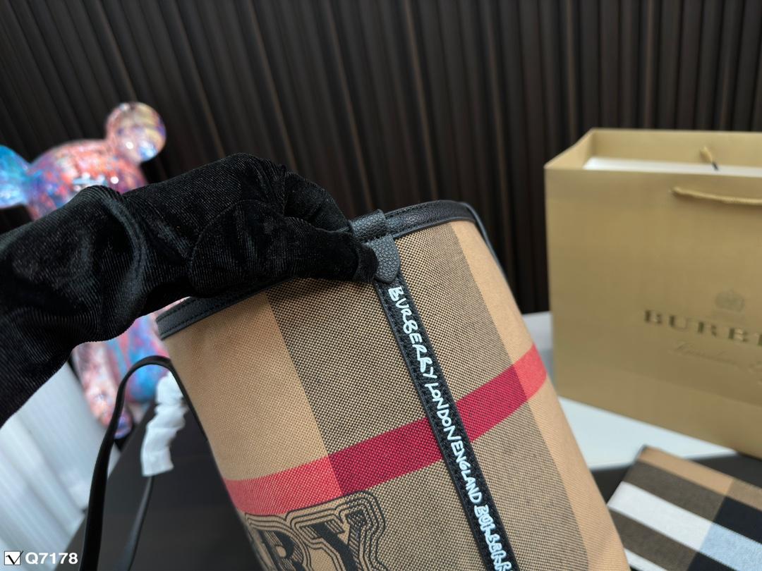 Replica Burberry Bag 31*29CM
