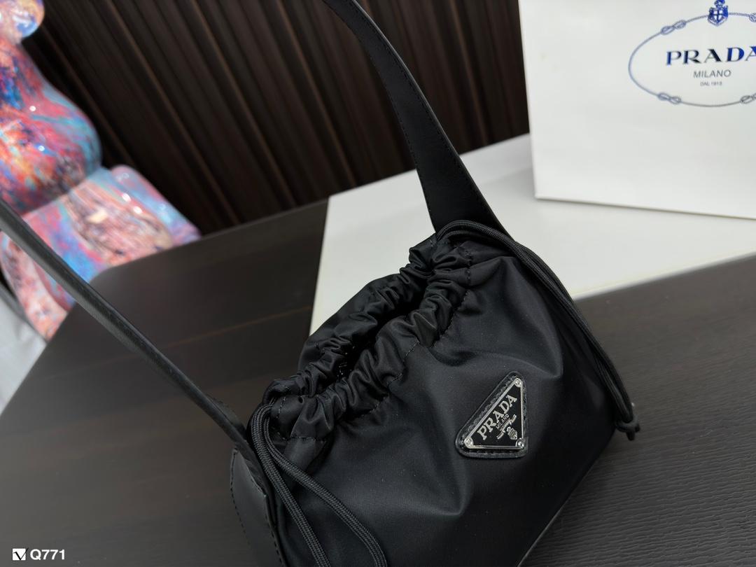 Replica Prada Bag 35*28CM/22*19CM