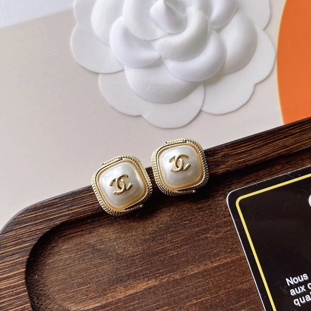 Replica CHANEL Earring