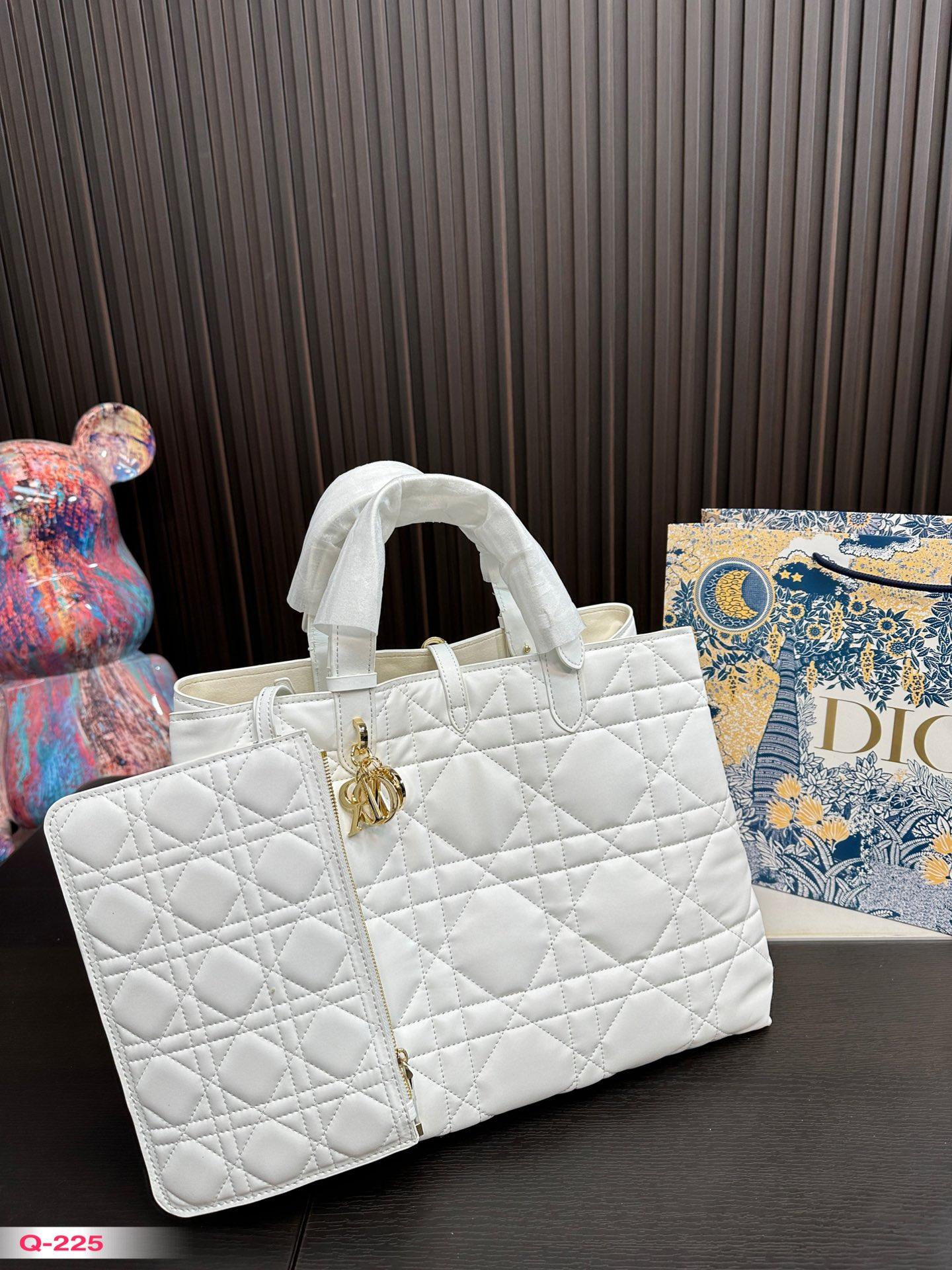 Replica Dior Bag 28*37CM