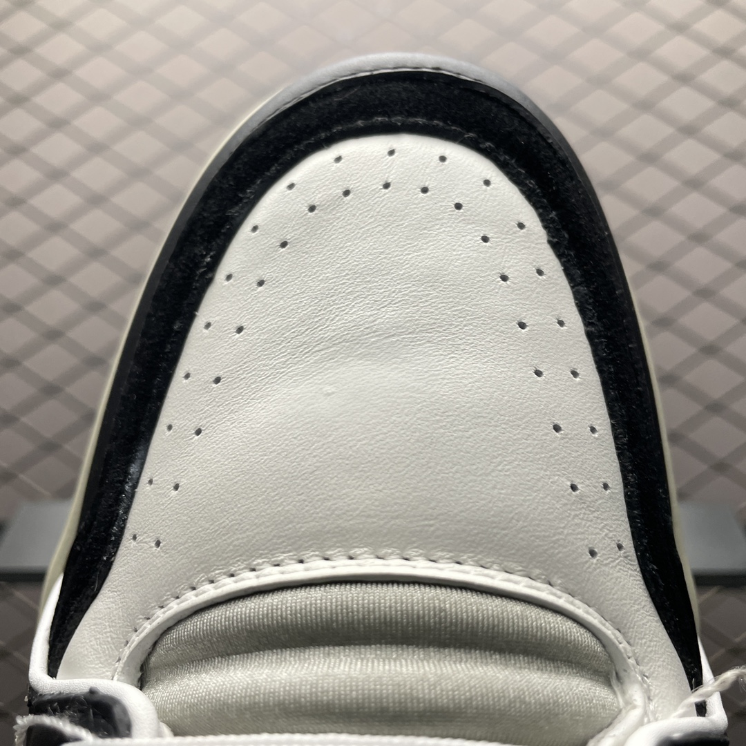 Replica Louis Vuitton Shoe  Louis Vuitton  LV Trainer  Size 35 36 37 38 39 40 81B