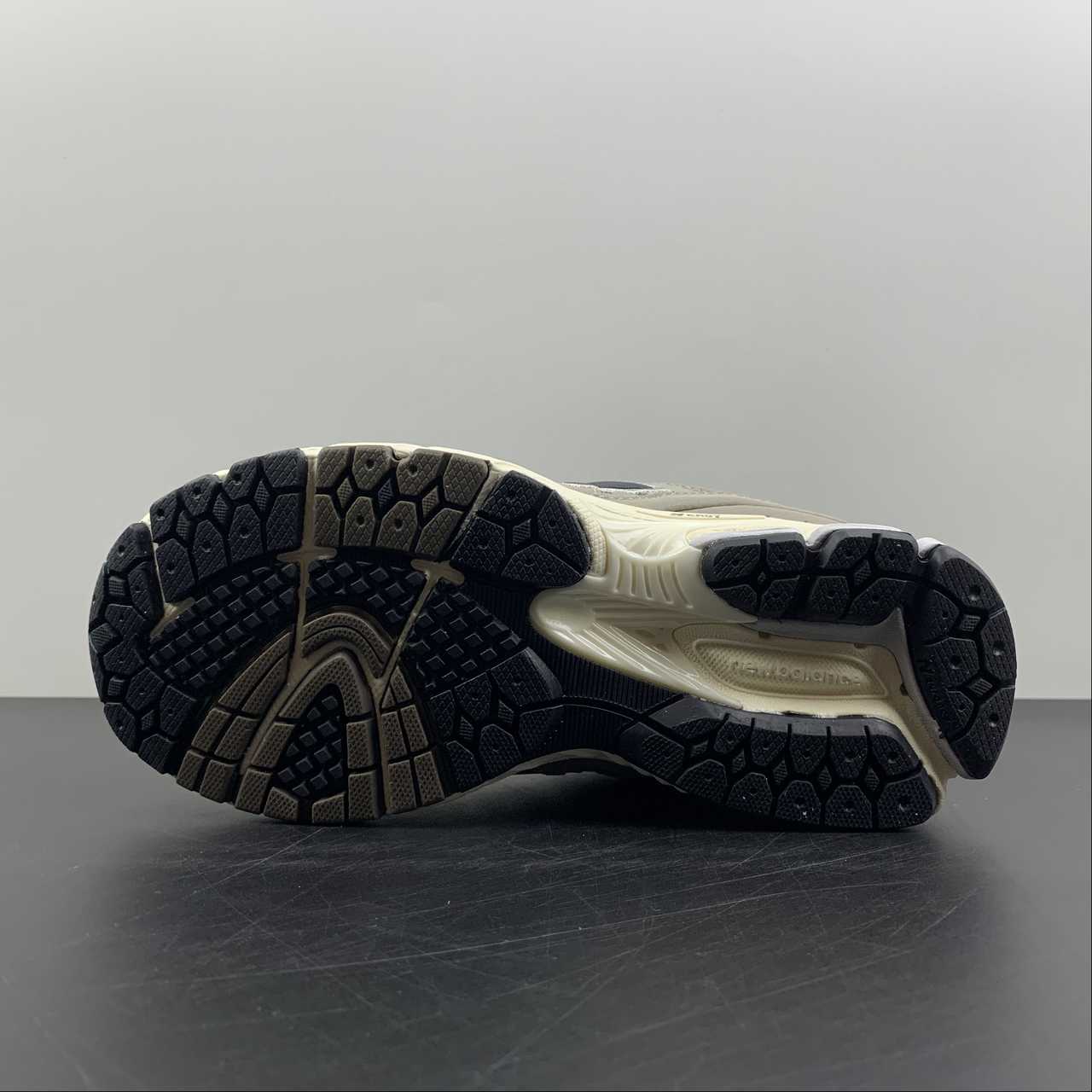Replica New Balance Shoe New Balance NB2002  M2002RAW  36-45
