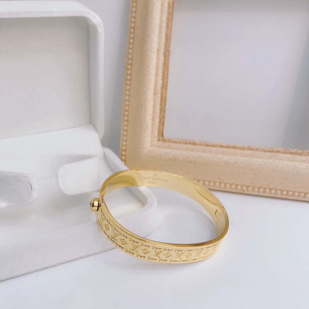 Replica LOUIS VUITTON Bangle