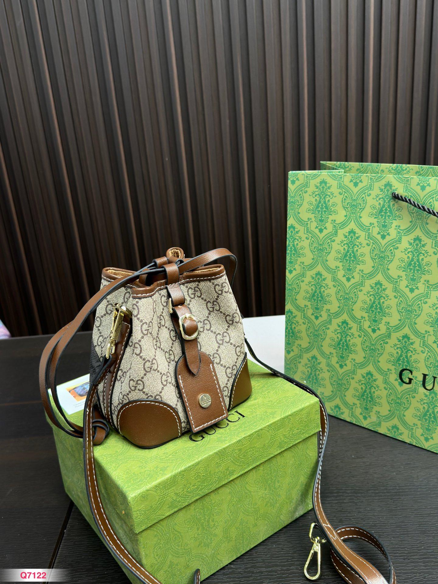 Replica Gucci Bag 13*14CM