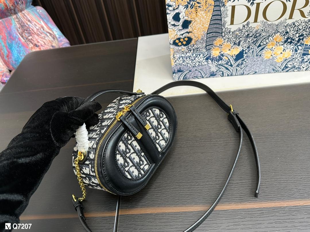 Replica Dior Bag 18*11CM