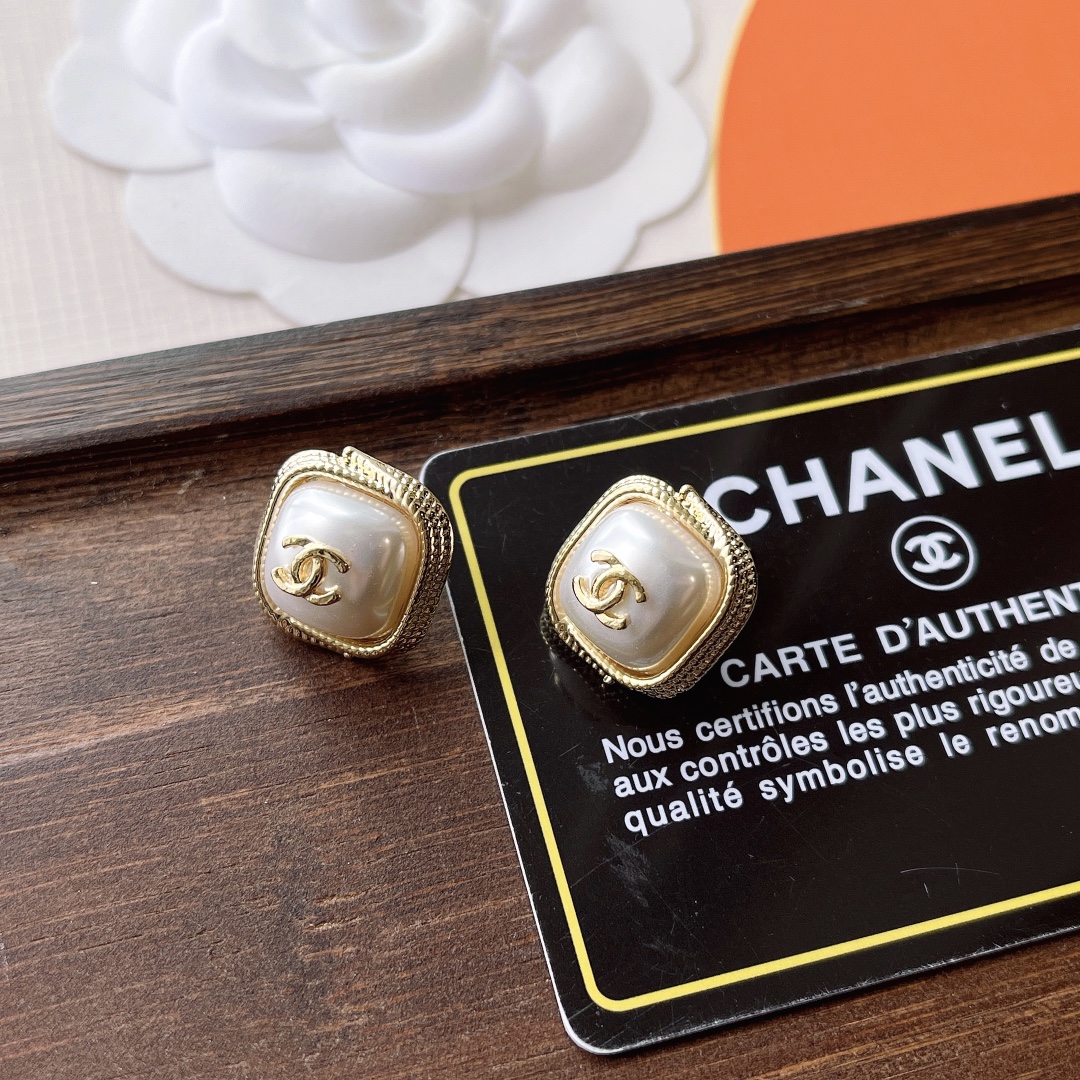 Replica CHANEL Earring