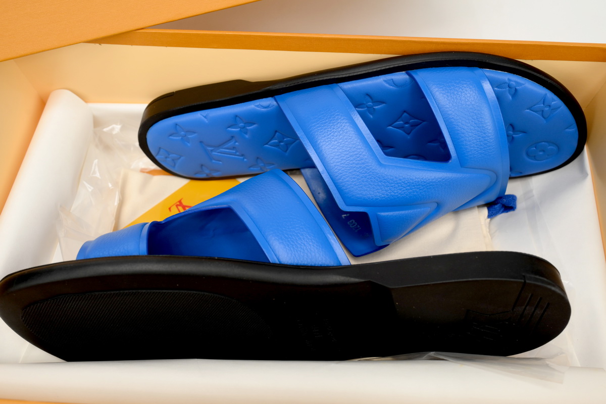 Replica Louis Vuitton Shoe BLUE LOUIS VUITTON Oasis Blue Leather Surface