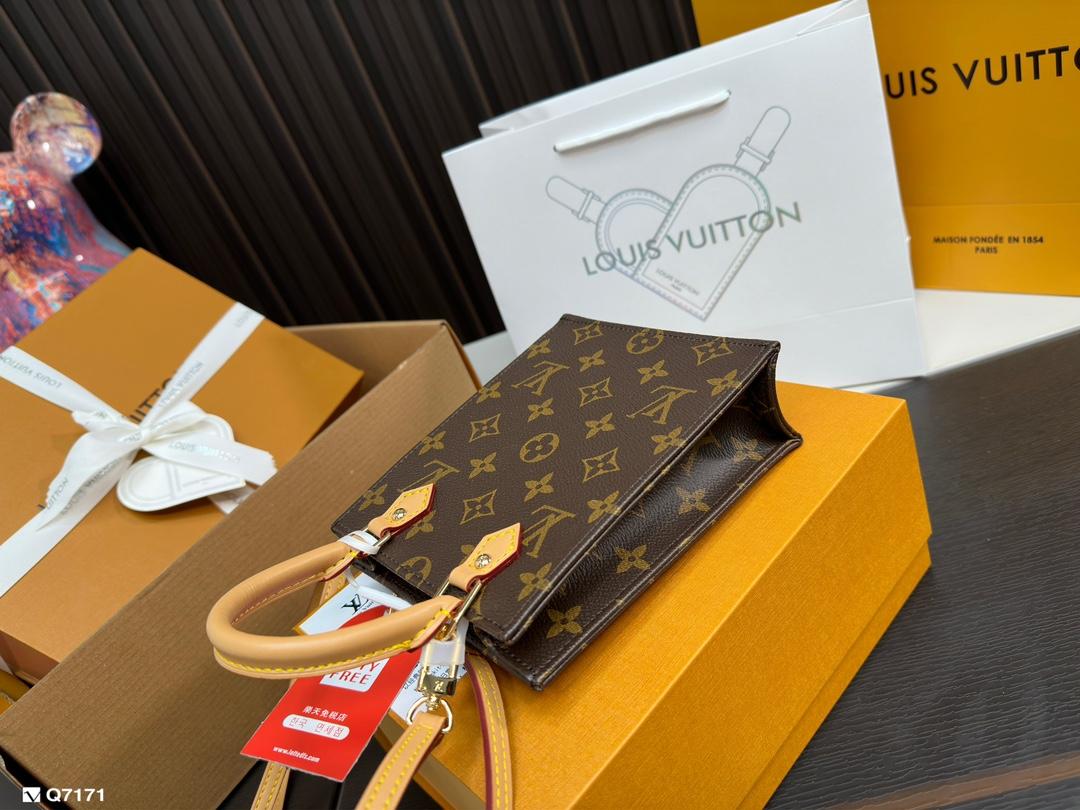 Replica Louis Vuitton Bag 13*17CM