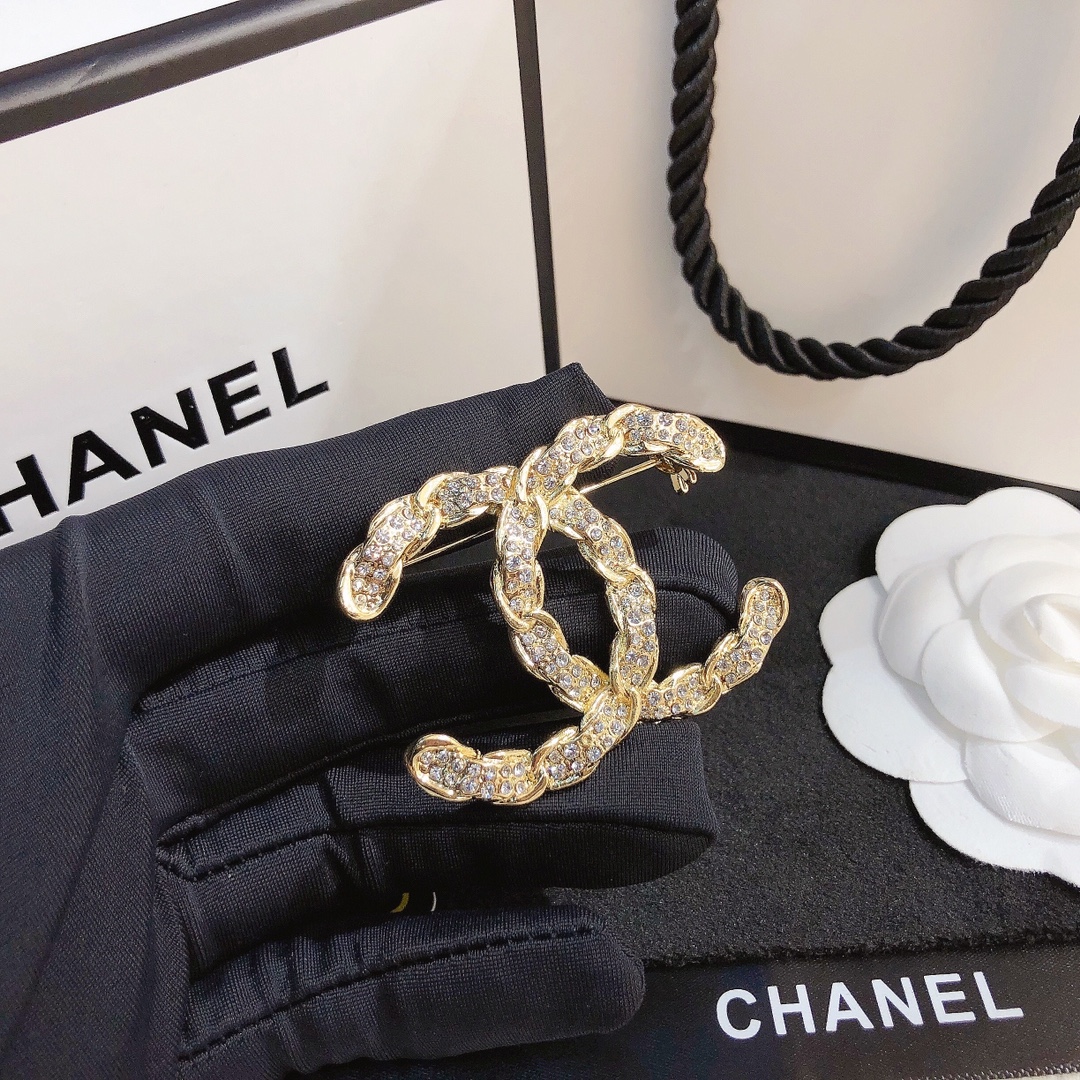Replica CHANEL Brooch