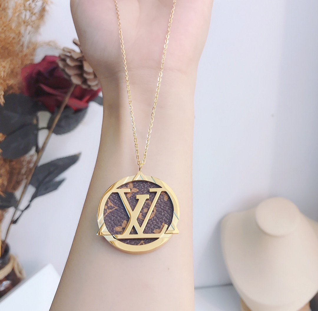 Replica LOUIS VUITTON Necklace