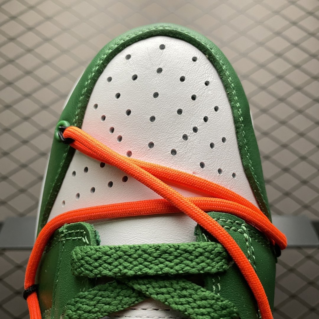 Replica OFF White Shoe Off-White x Futura x Nike SB Dunk CT0856-100 36-47
