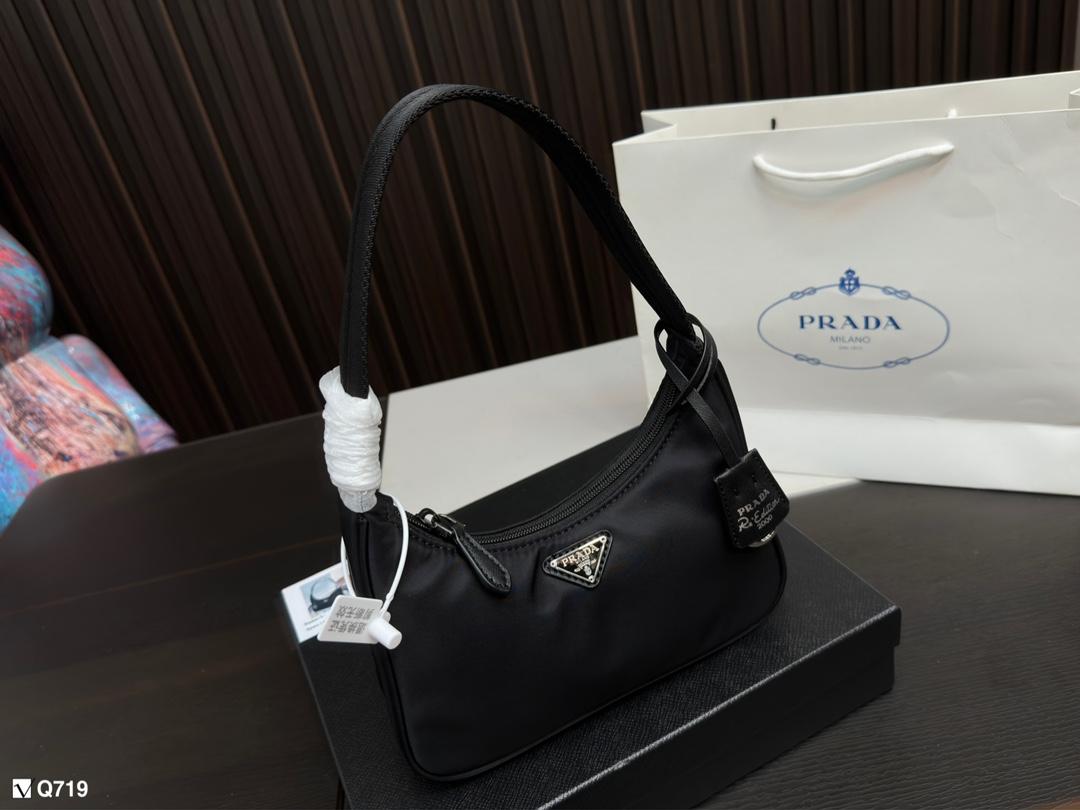 Replica Prada Bag 22*11CM