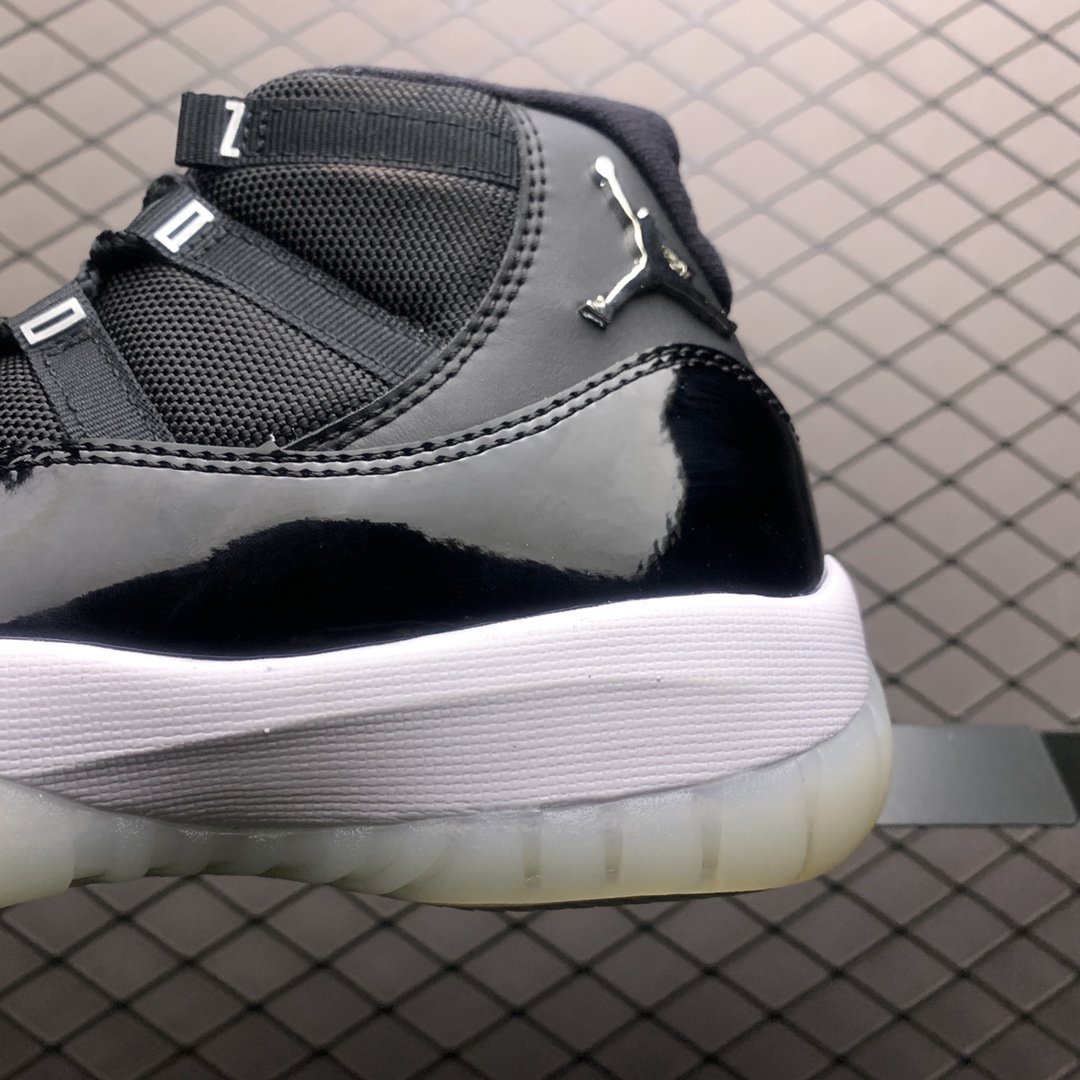 Replica Air Jordan Shoe Air Jordan 11 Silver Eyelets CT8012-011 36-47.5