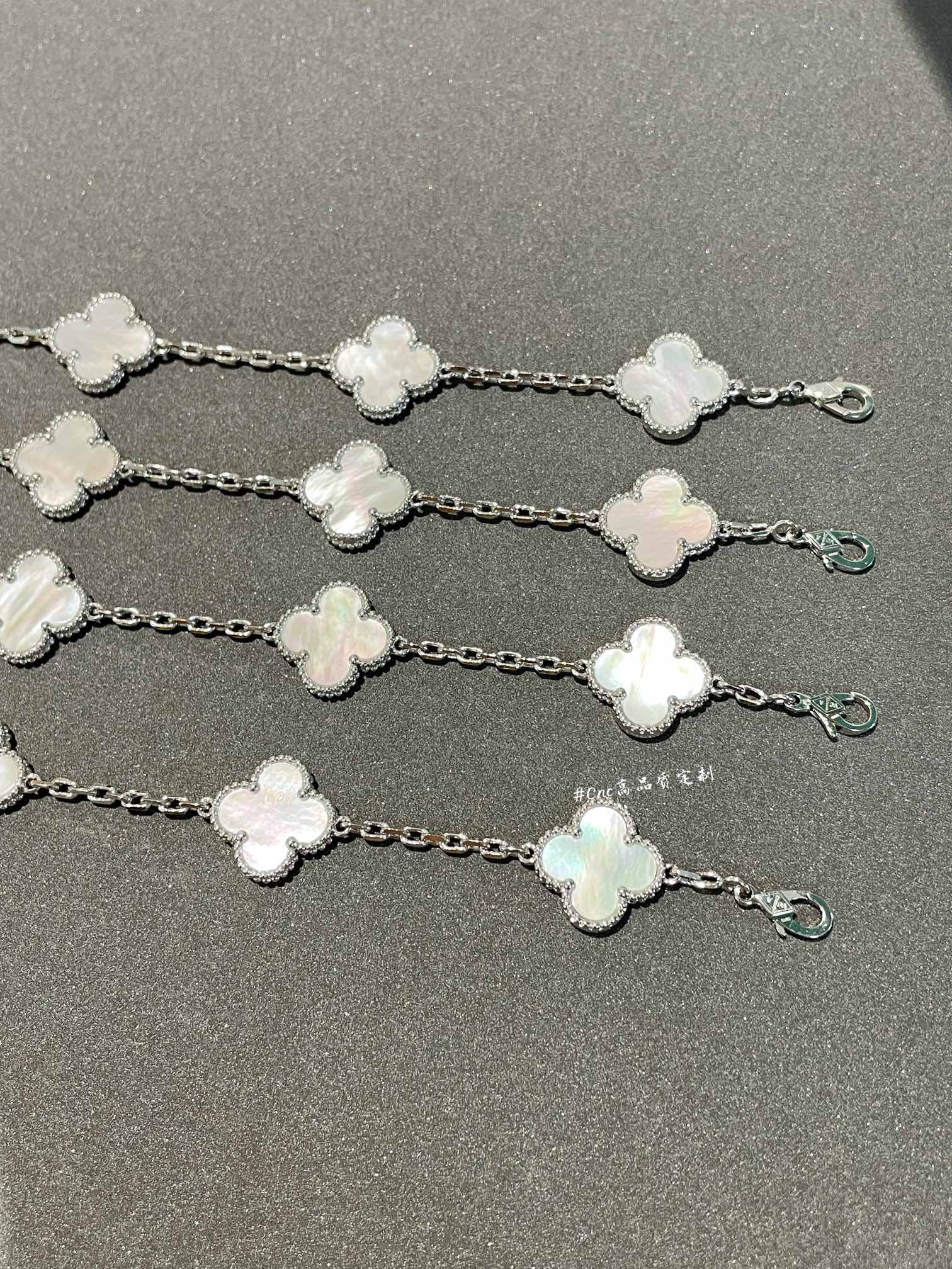 Replica VanCleef Arpels Bracelet
