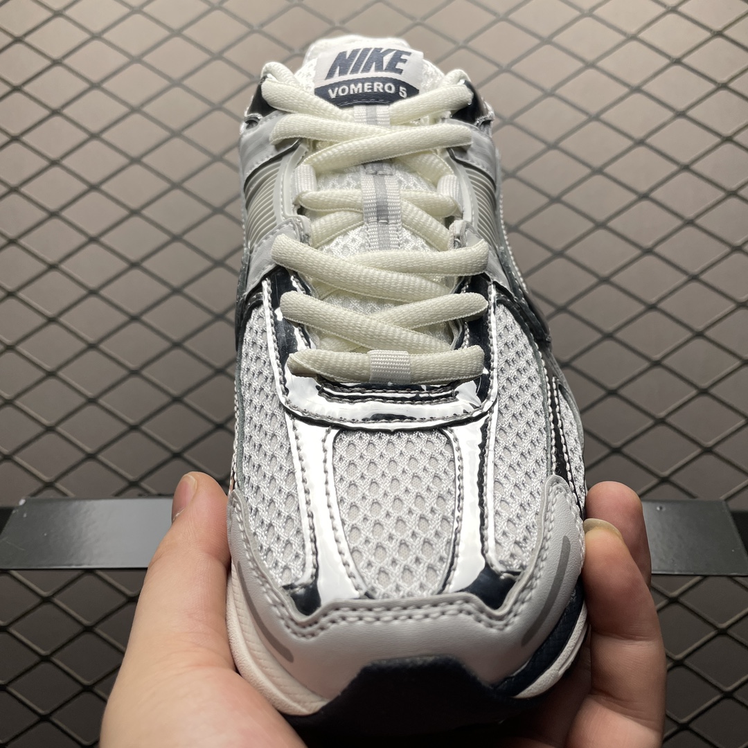 Replica Nike Shoe Nike Zoom Vomero 5 FD0884-025