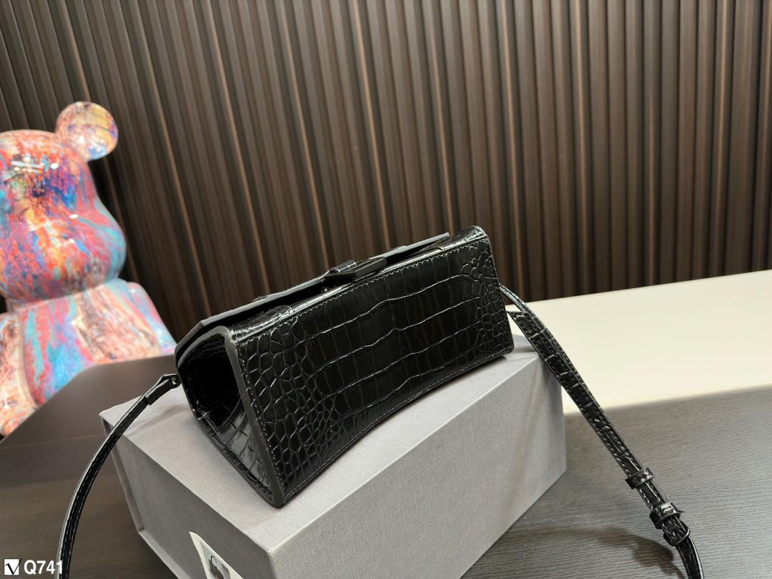 Replica Balenciaga Bag 13*21CM