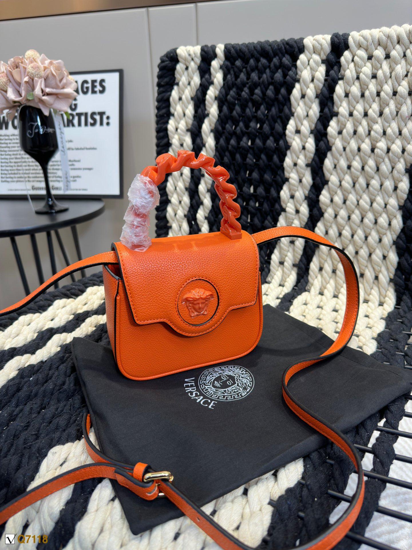 Replica VERSACE Bag 16.7*15CM