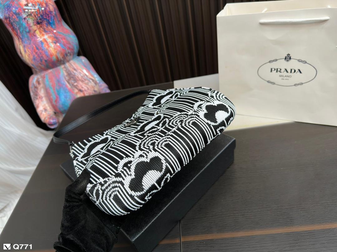 Replica Prada Bag 27*18CM