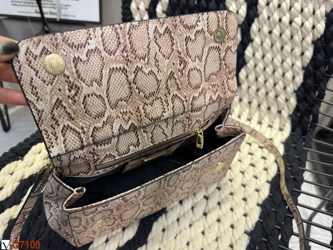 Replica Dolce Gabbana Bag 21*18CM