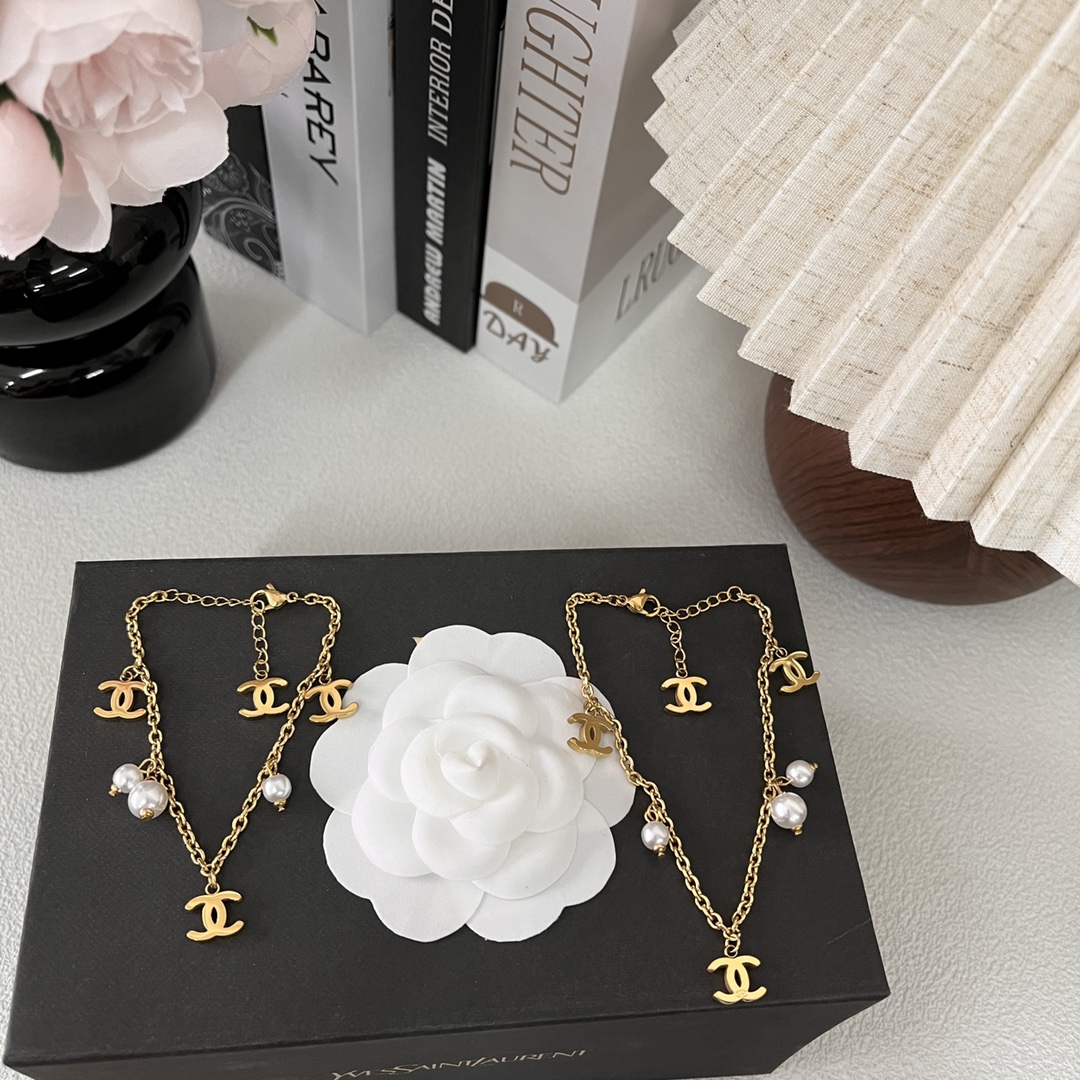 Replica CHANEL Bracelet