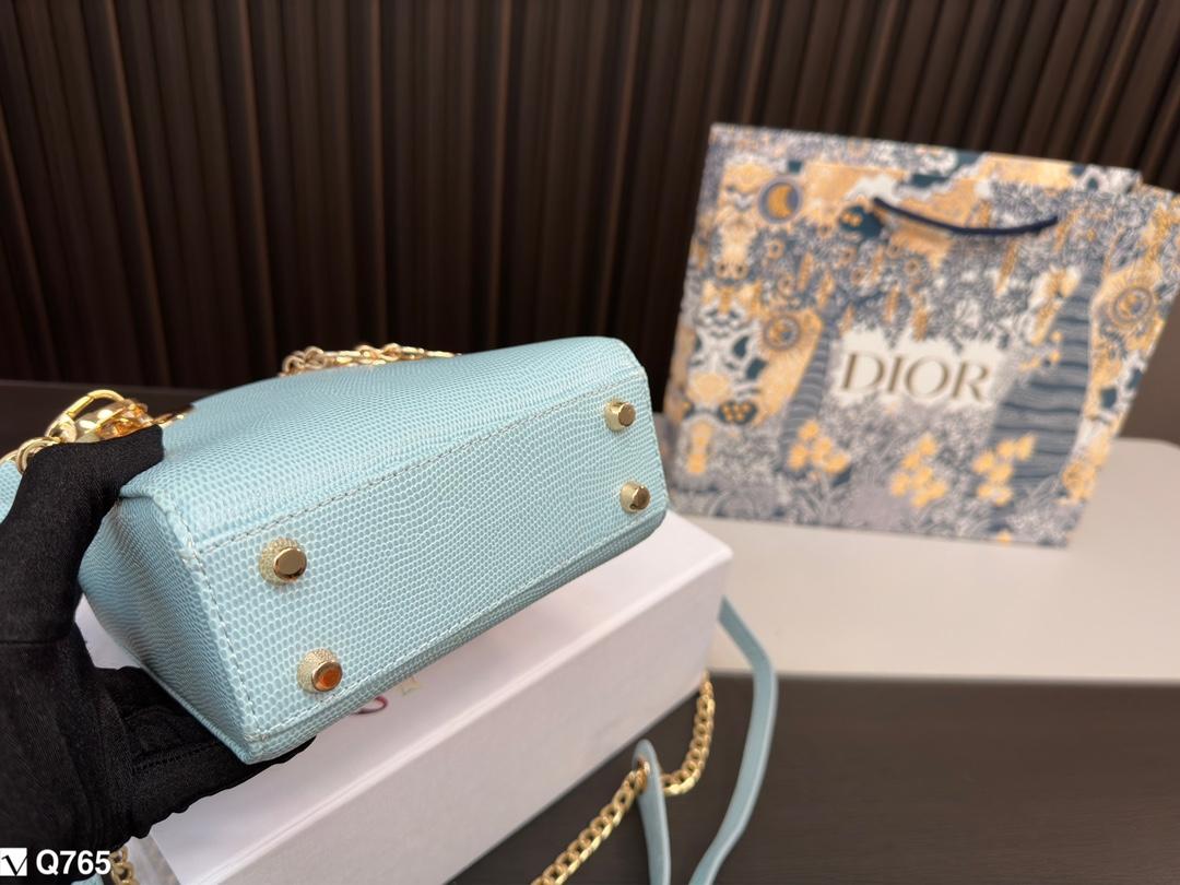 Replica Dior Bag  17*7*14CM