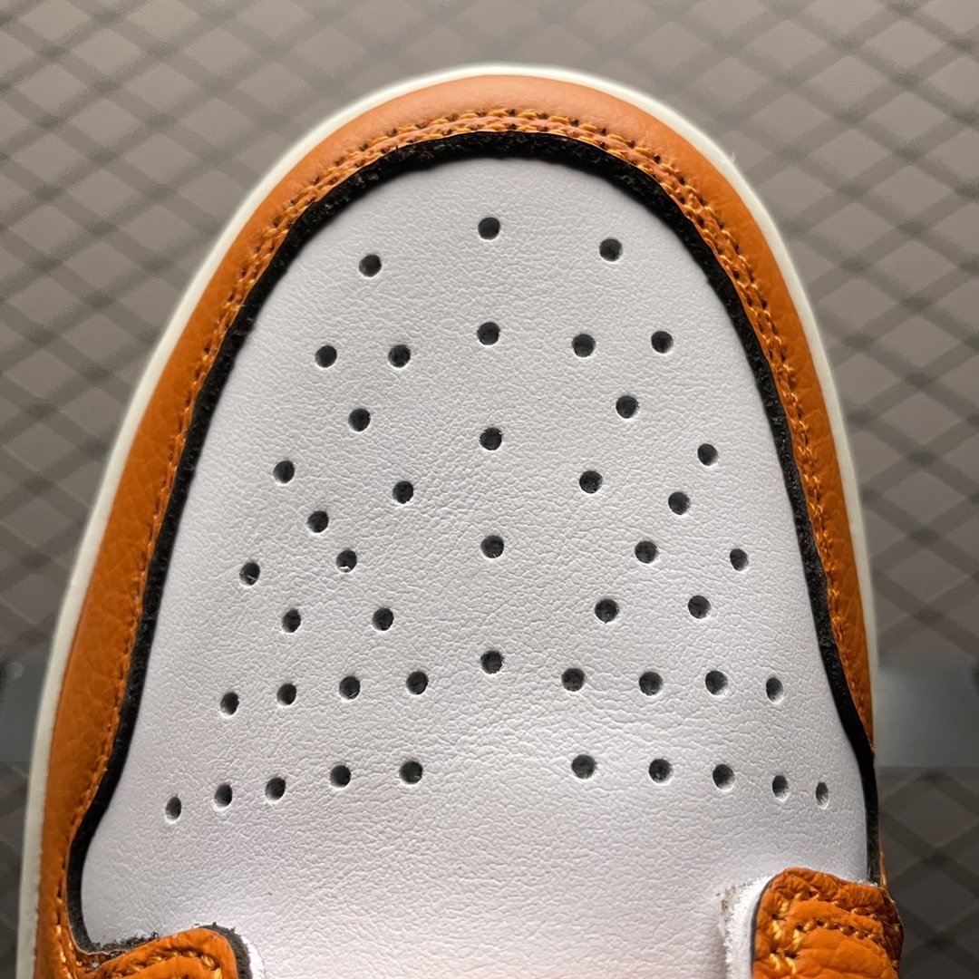 Replica Air Jordan Shoe Air Jordan 1 Retro High OGStarfish  DO9369-101 Size 36-