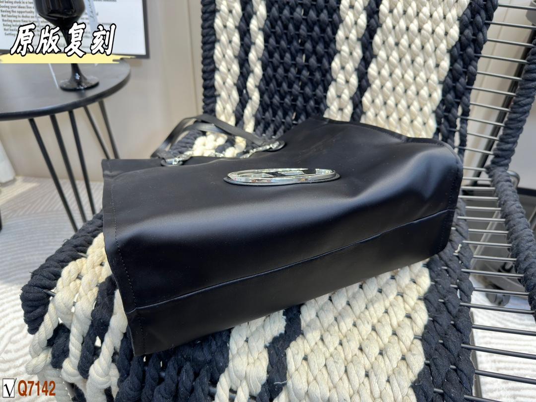 Replica Diesel Bag  36CM