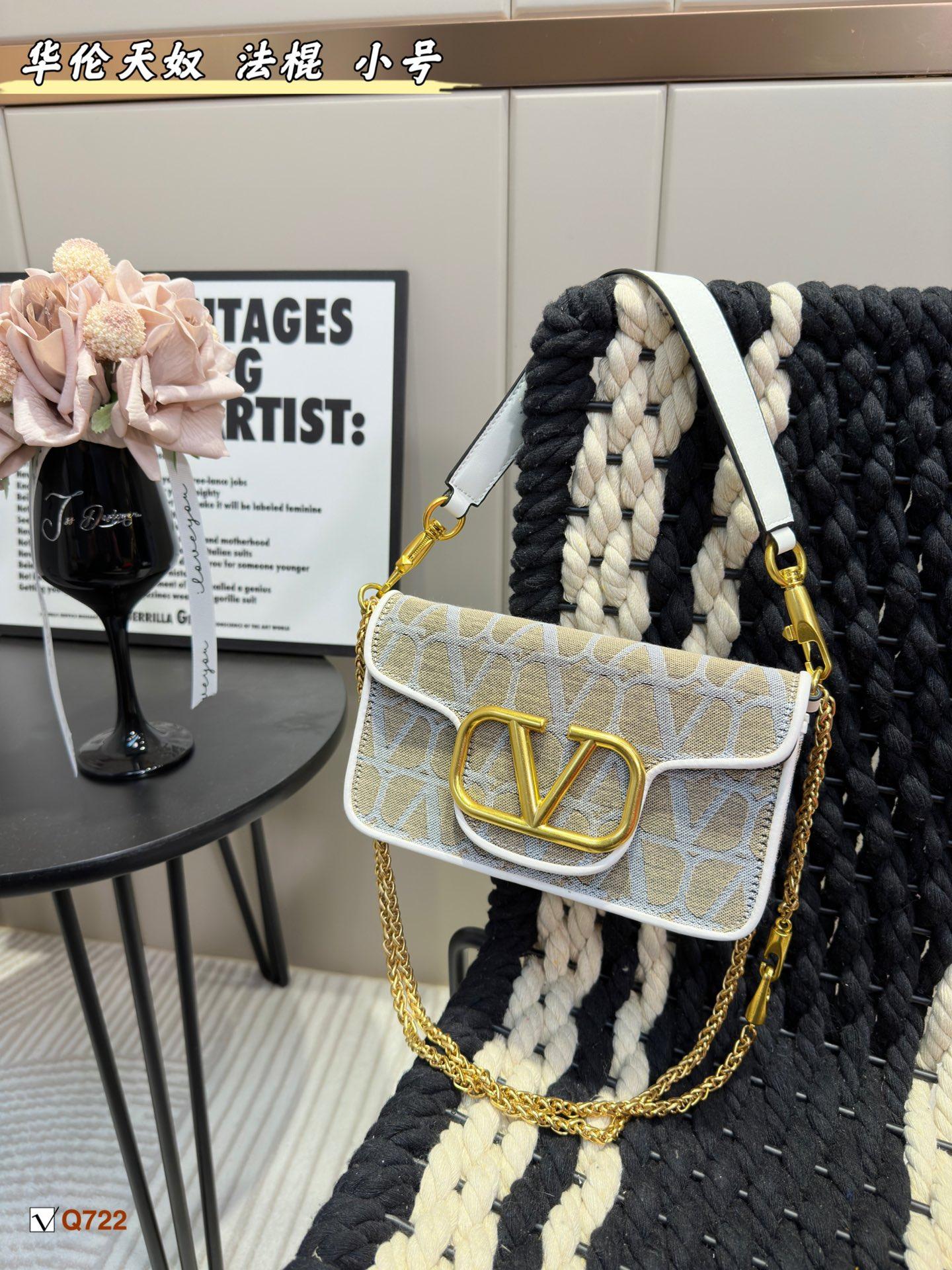 Replica Valentino Bag 20*10CM