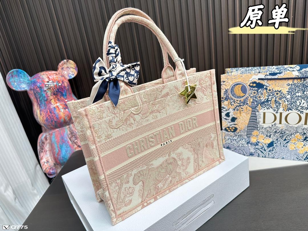 Replica Dior Bag  39*33CM/33*26CM/24*20CM