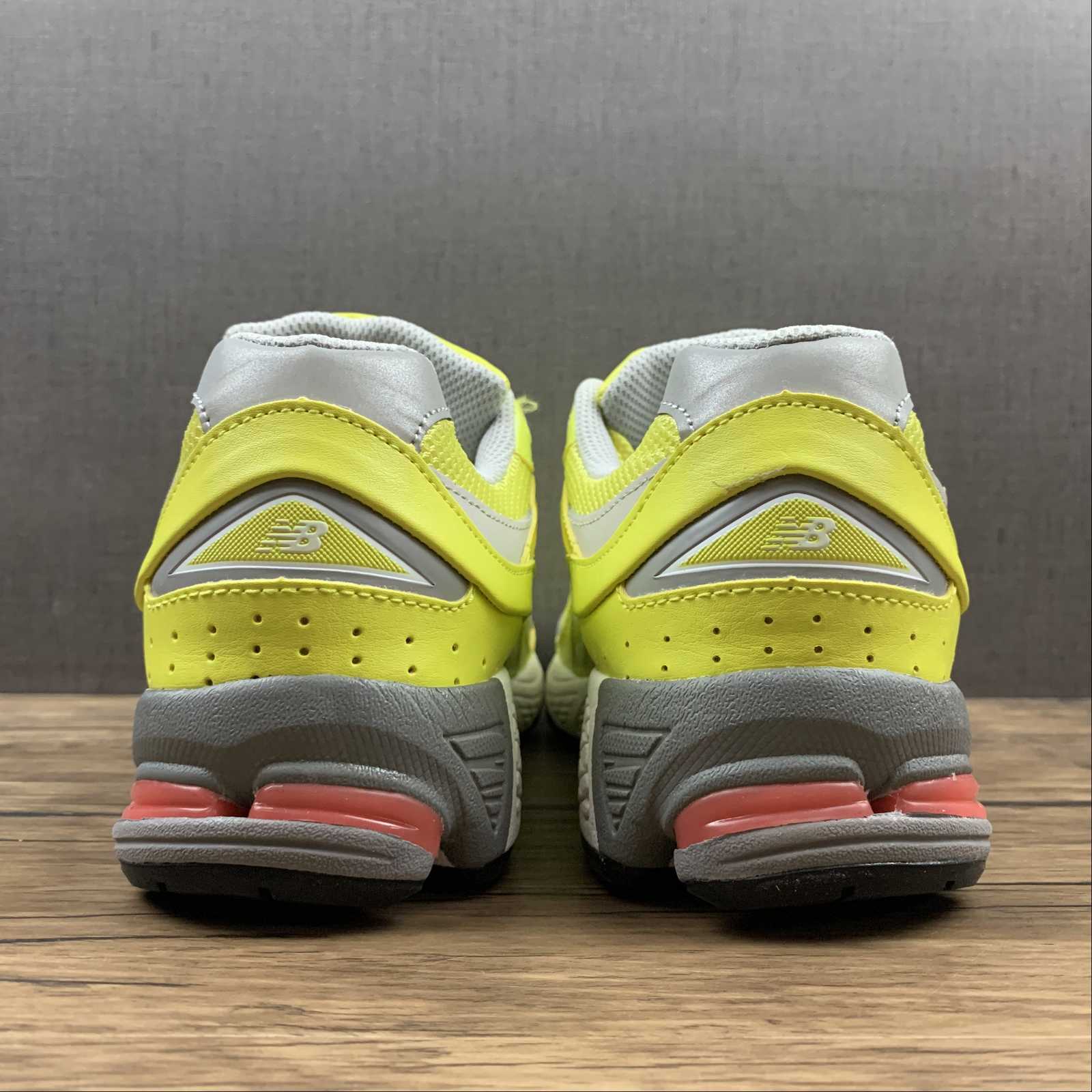 Replica New Balance Shoe New Balance NB2002 M2002RLC  36-45