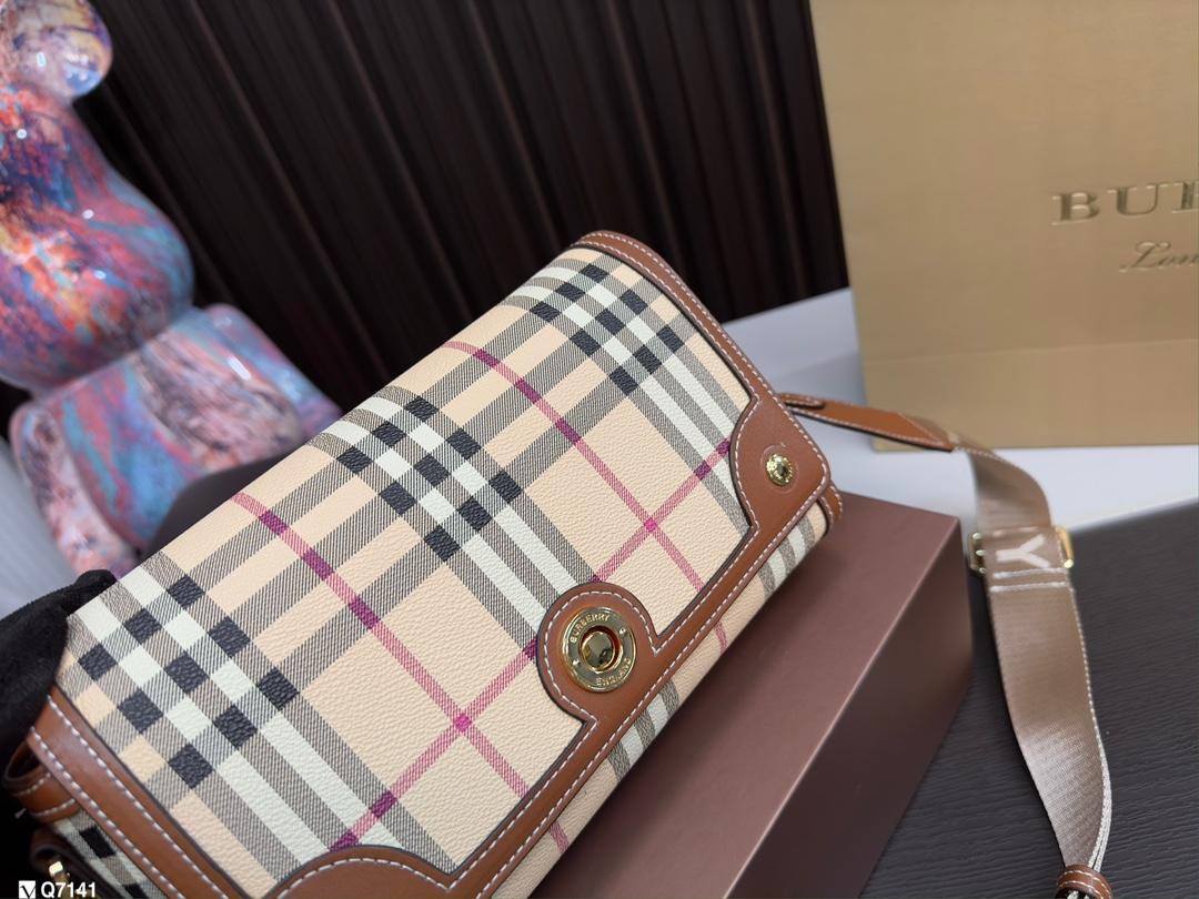Replica Burberry Bag 15*24CM