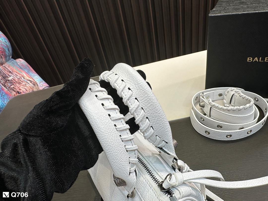 Replica Balenciaga Bag  23*13CM/28*15CM