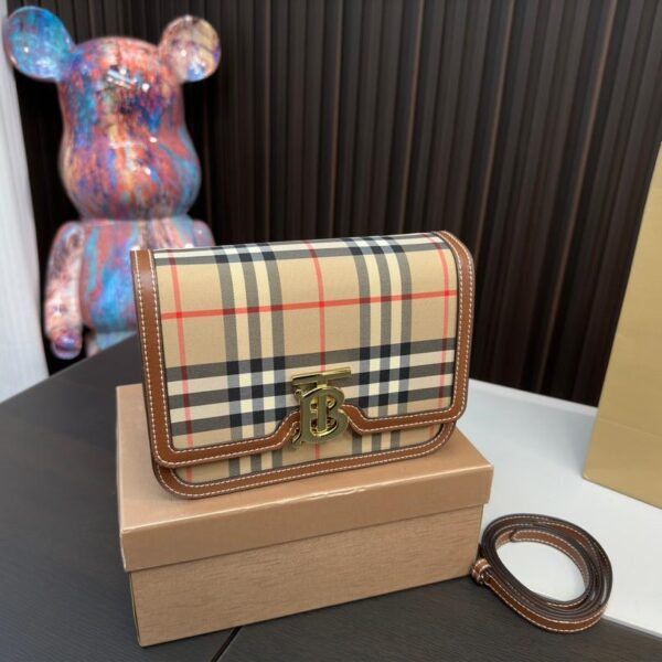 Replica Burberry Bag 21*11CM