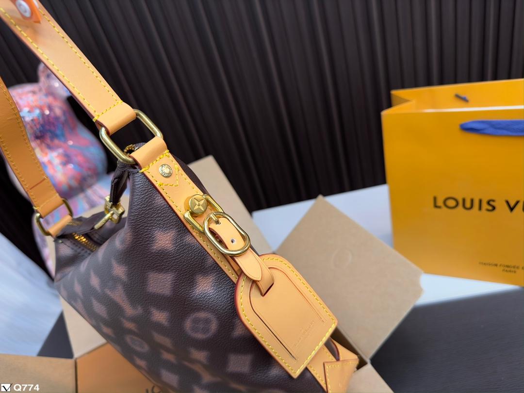 Replica Louis Vuitton Bag 22*18CM