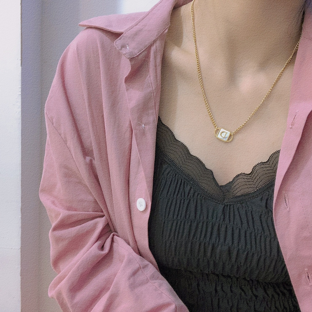 Replica DIOR Necklace