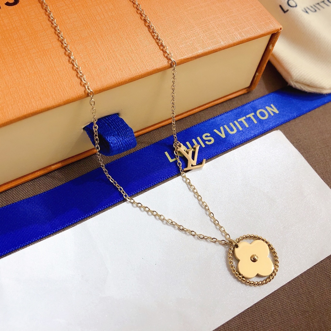 Replica LOUIS VUITTON Necklace