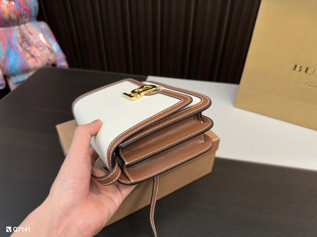 Replica Burberry Bag 21*11CM