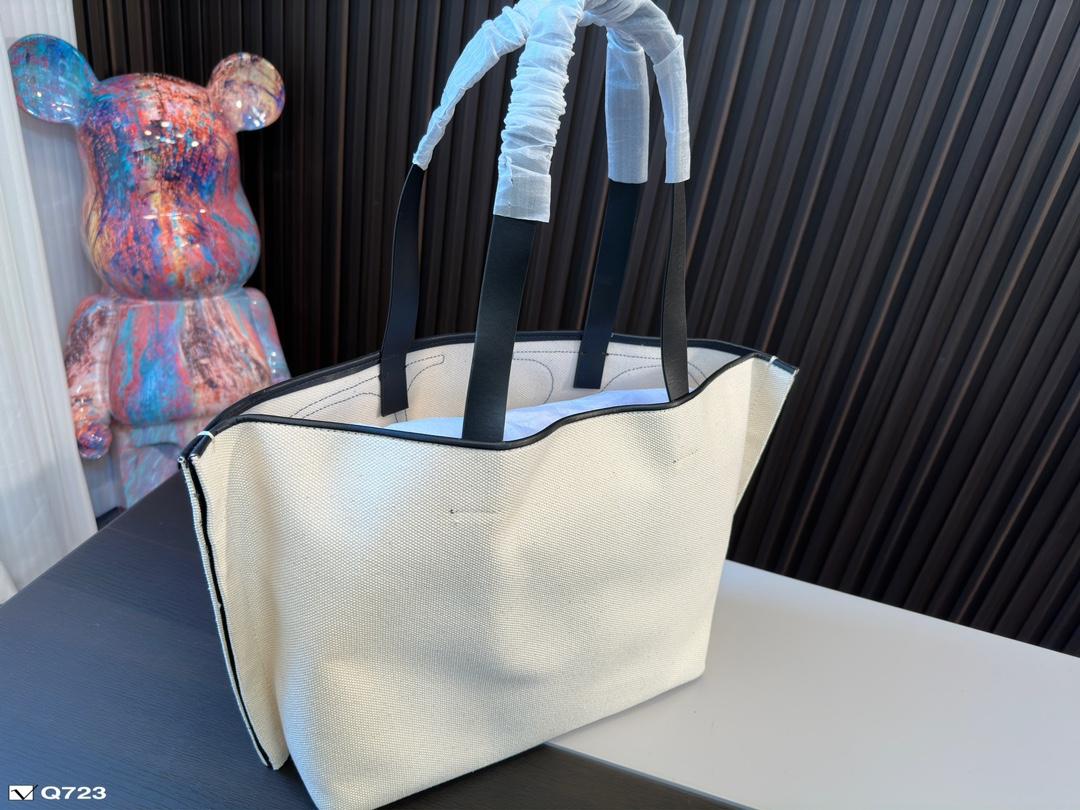 Replica Valentino Bag 40*32*10CM