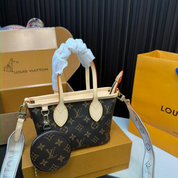 Replica Louis Vuitton Bag 20*14CM