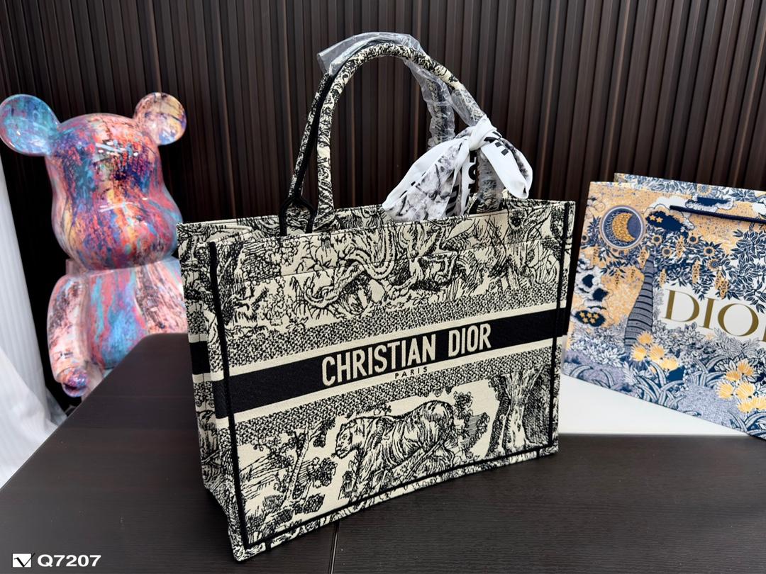 Replica Dior Bag  40*31CM/26*35CM/29*21CM