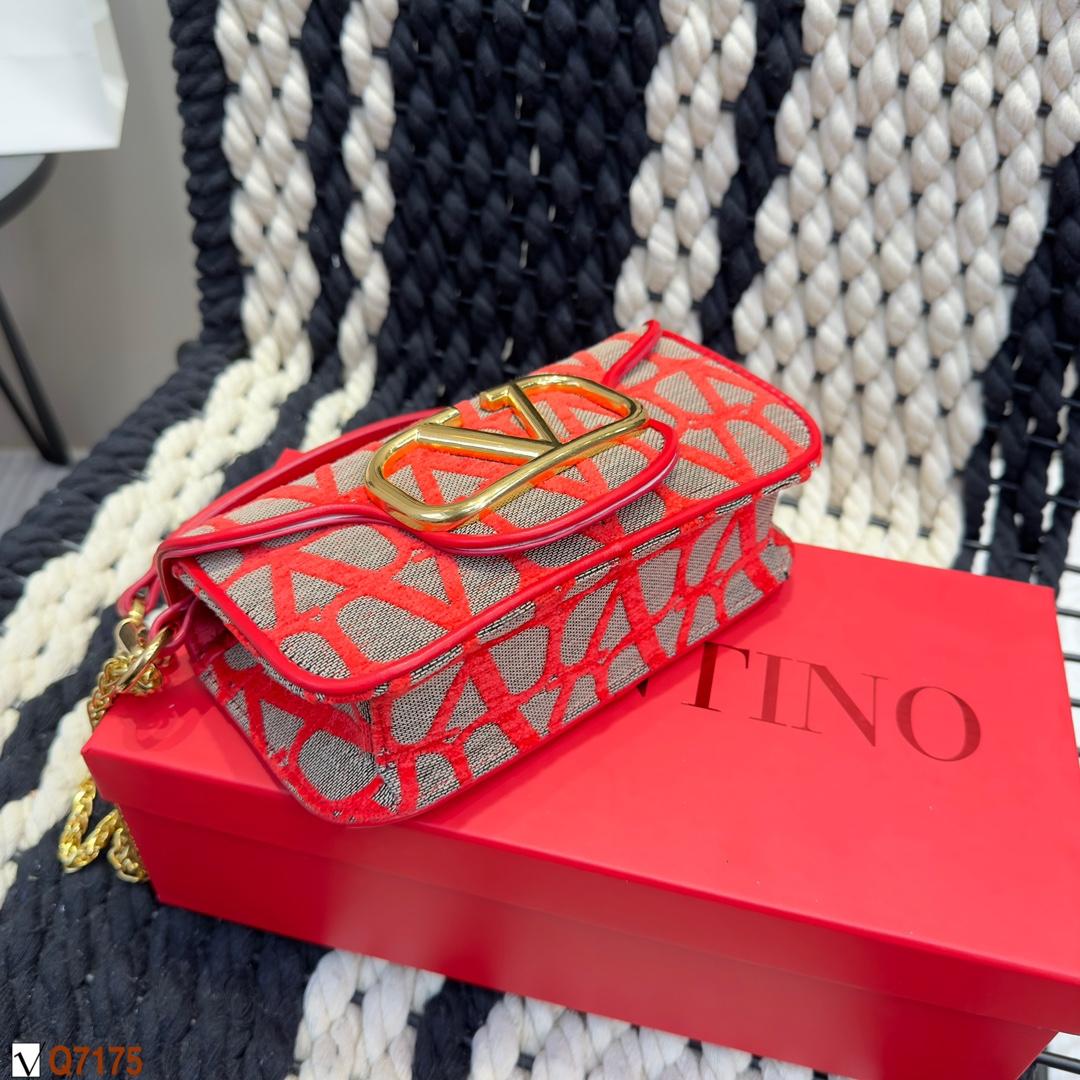 Replica Valentino Bag 20*10CM/28*12CM